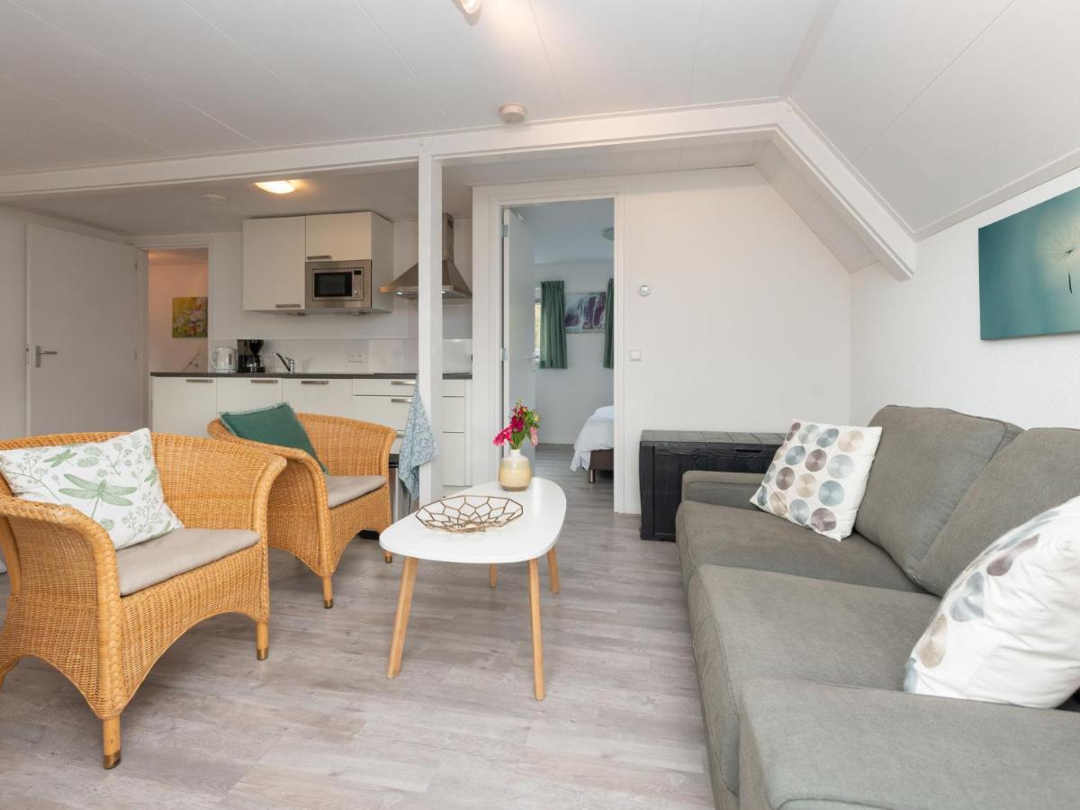 Quaint Apartment In Schoorl Near Tennis Court Exteriör bild